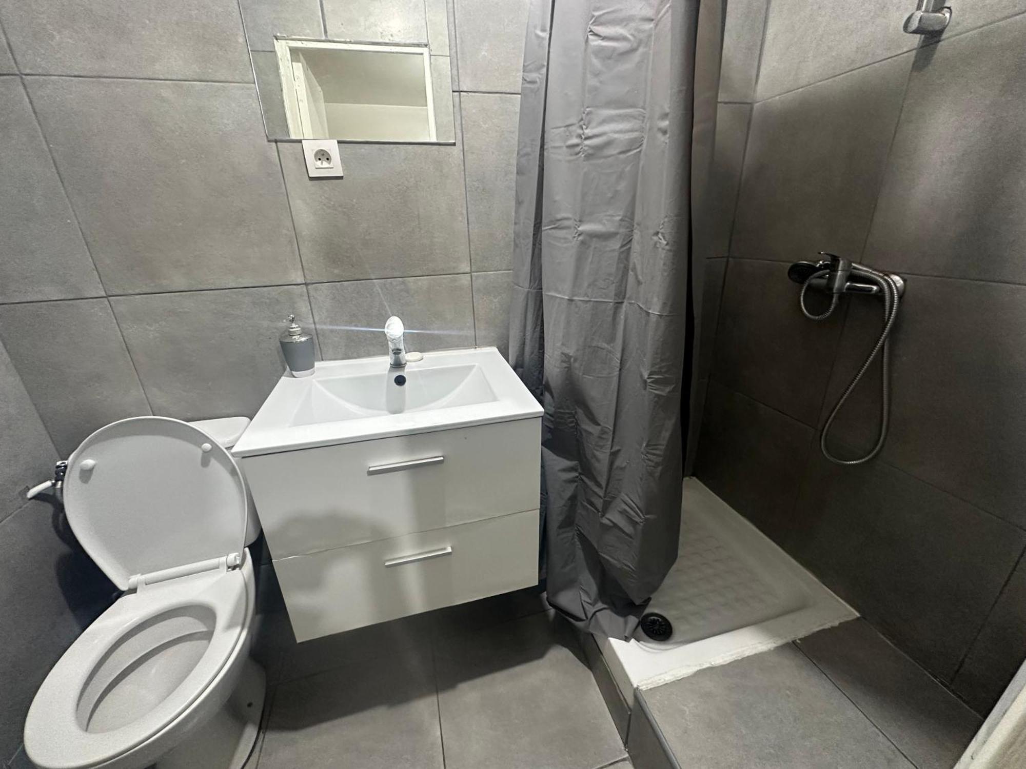 Appartement Mignon Clichy Exterior photo